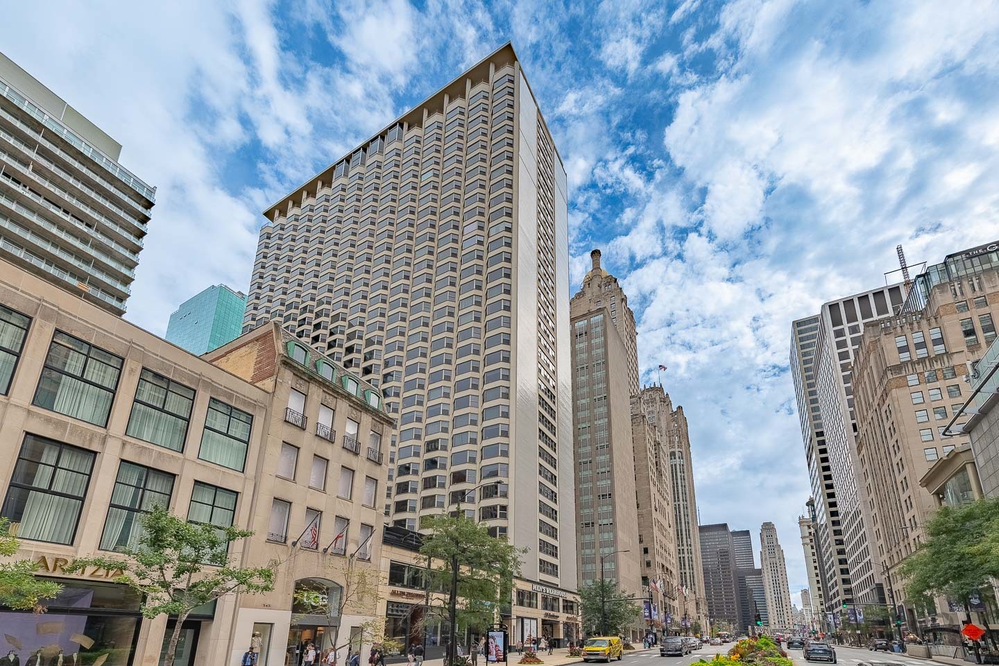 535 N Michigan Avenue Unit 2003 Chicago Il Us 60611 Mrd12783506