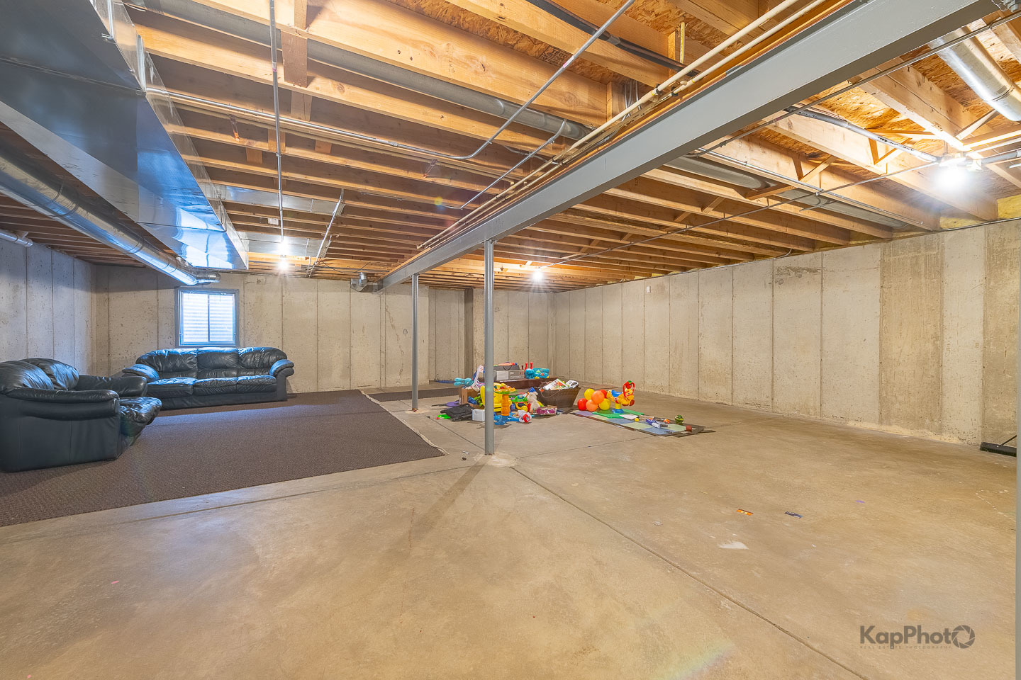 1512 Parkside Drive
