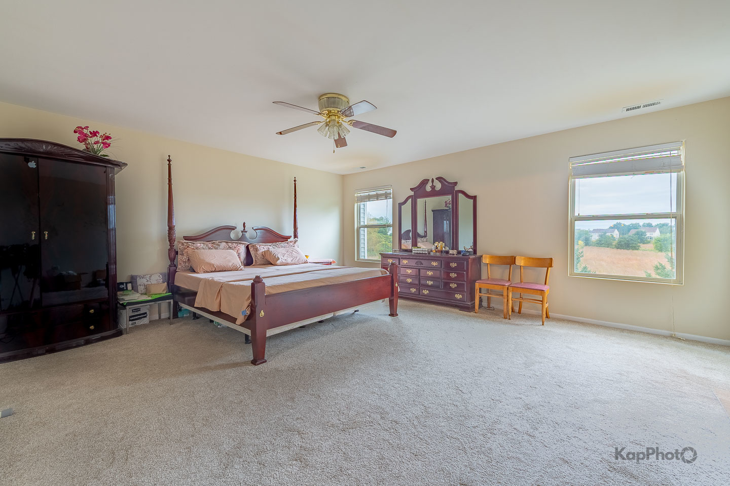 1512 Parkside Drive