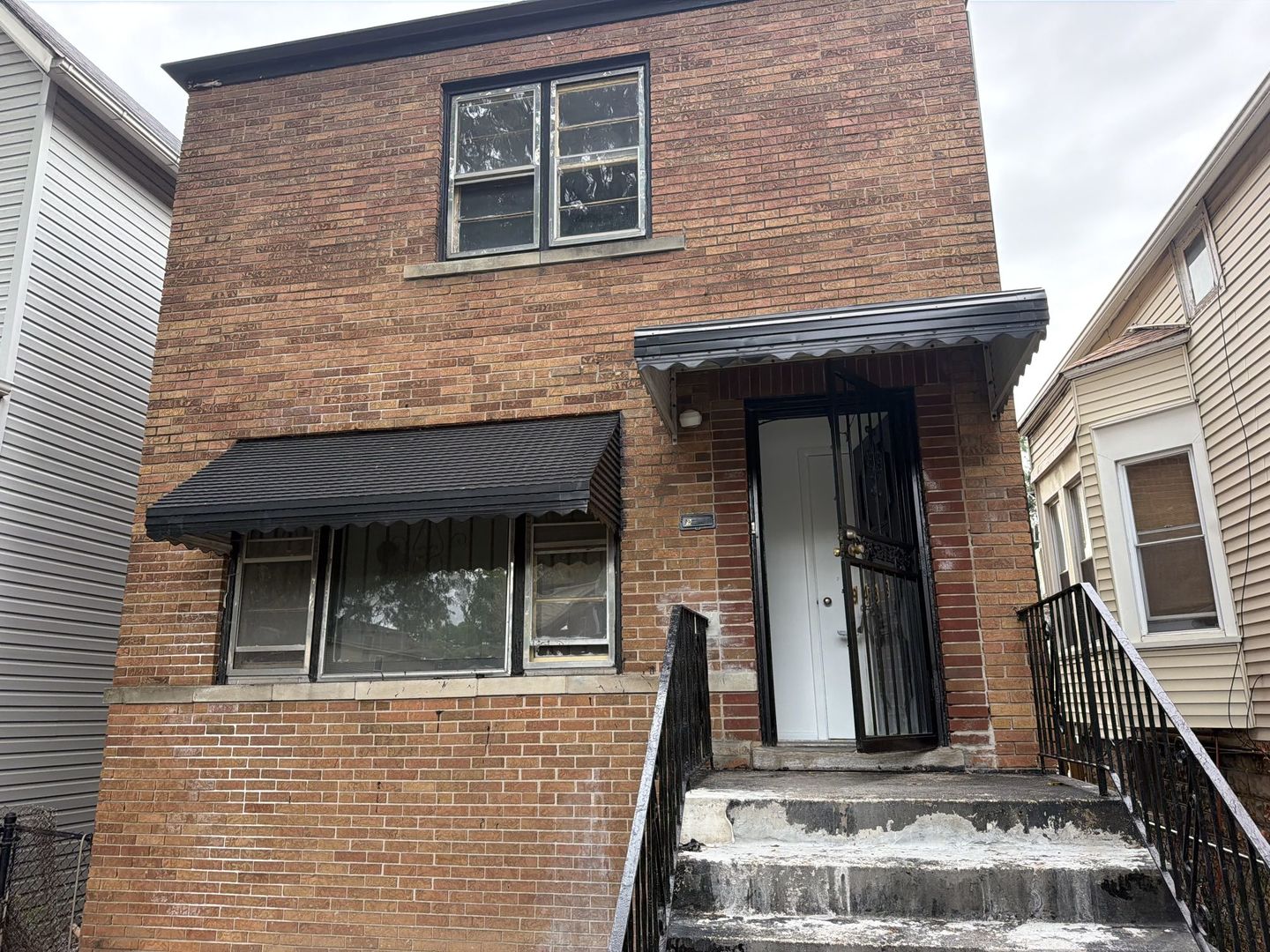 9438 S Champlain Avenue Chicago Il Us 60619 Mrd12788790