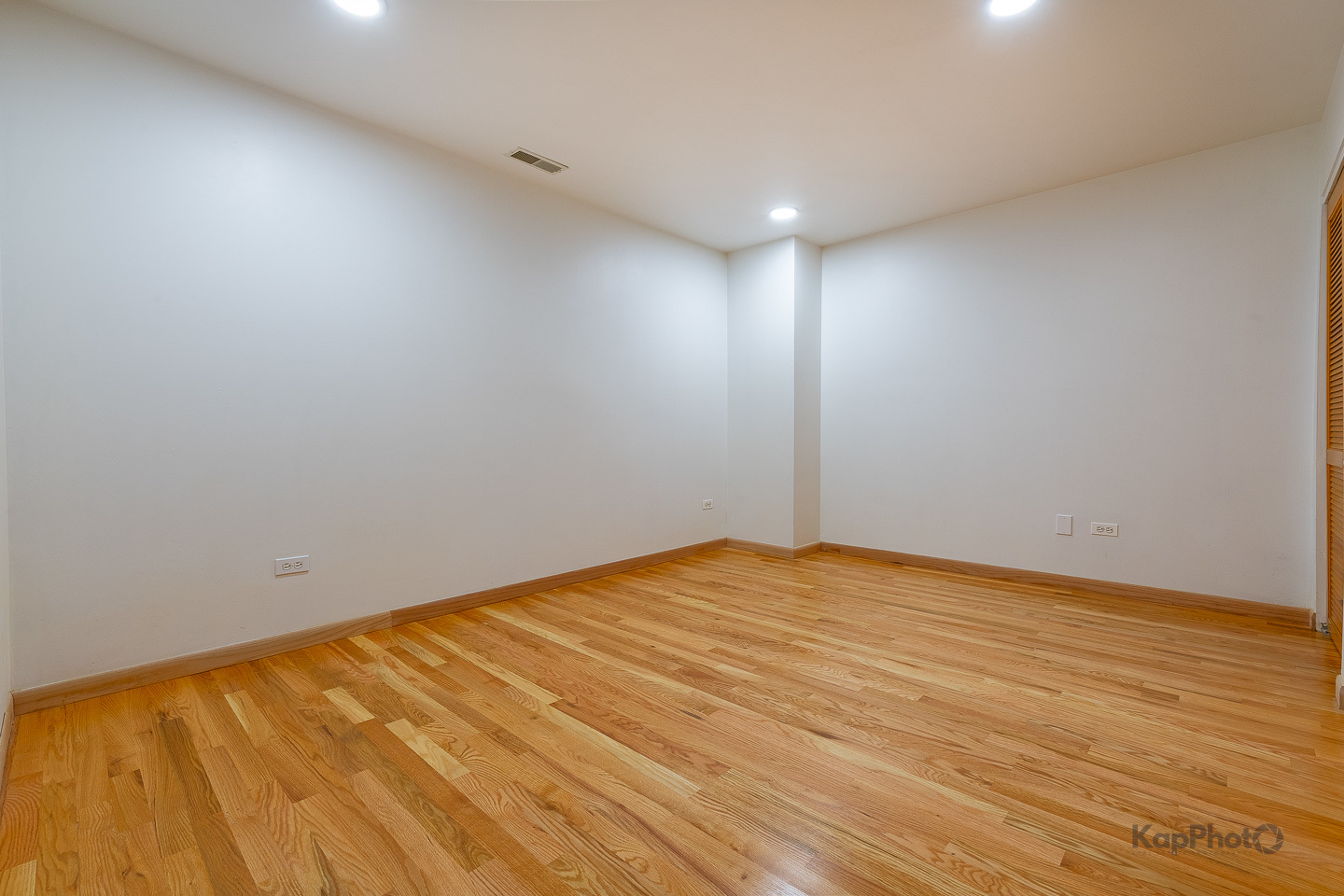 1812 S Dearborn Street Unit: 31
