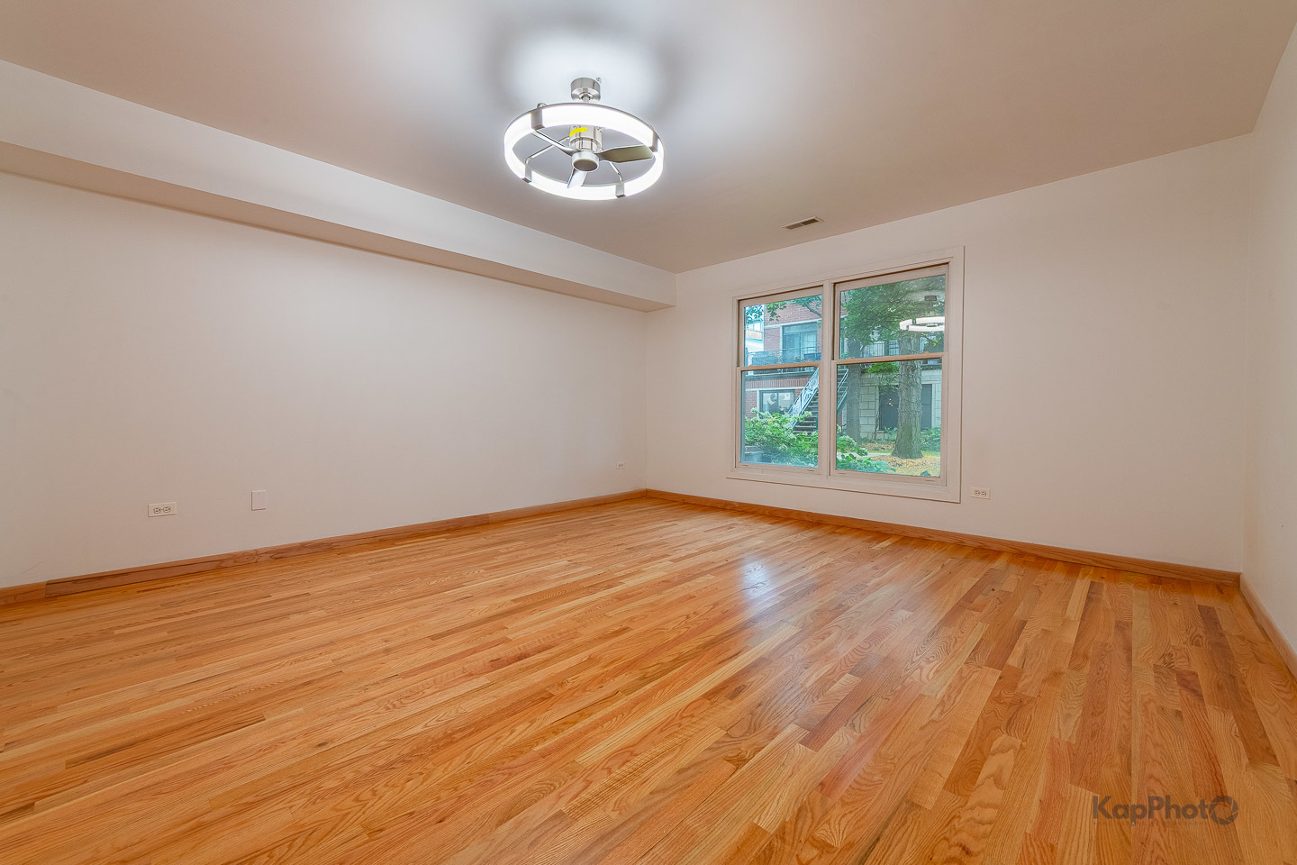 1812 S Dearborn Street Unit: 31