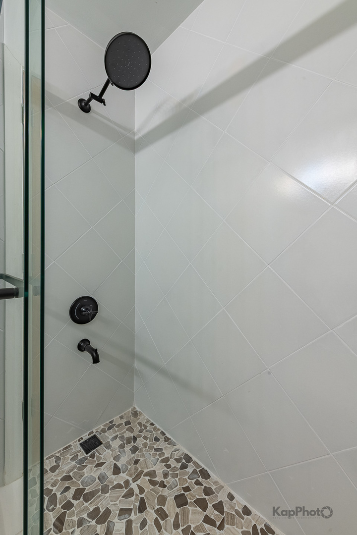 1812 S Dearborn Street Unit: 31