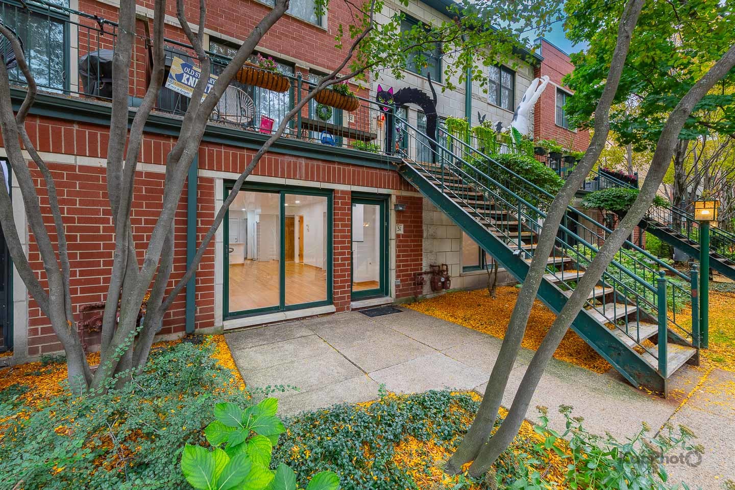 1812 S Dearborn Street Unit: 31