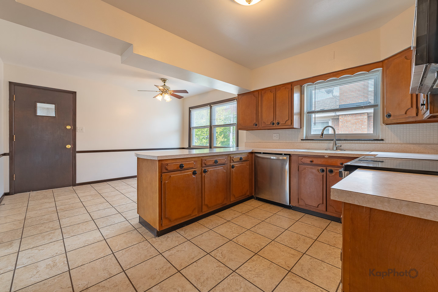 8503 W Berwyn Avenue Unit: 2