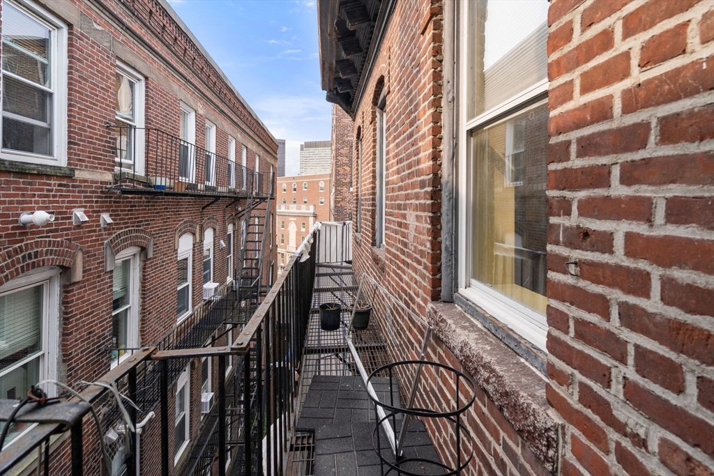 88 Prince Street # 8