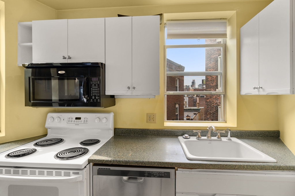 88 Prince Street # 8