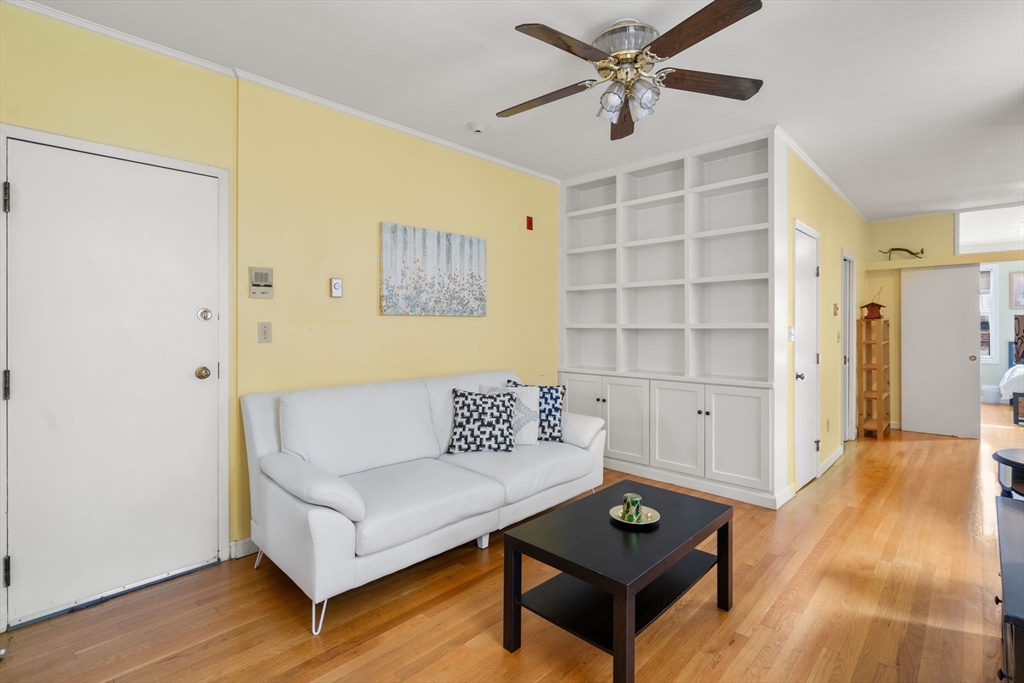 88 Prince Street # 8
