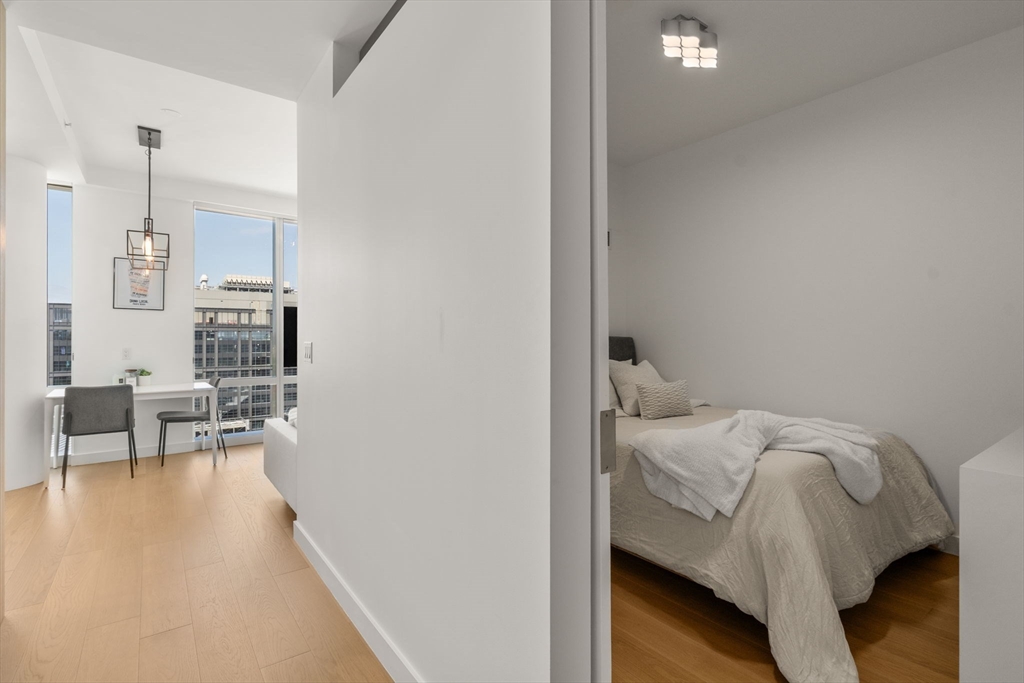 188 Brookline Ave # 19G