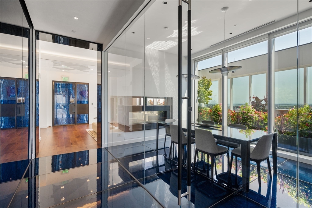 188 Brookline Ave # 19G