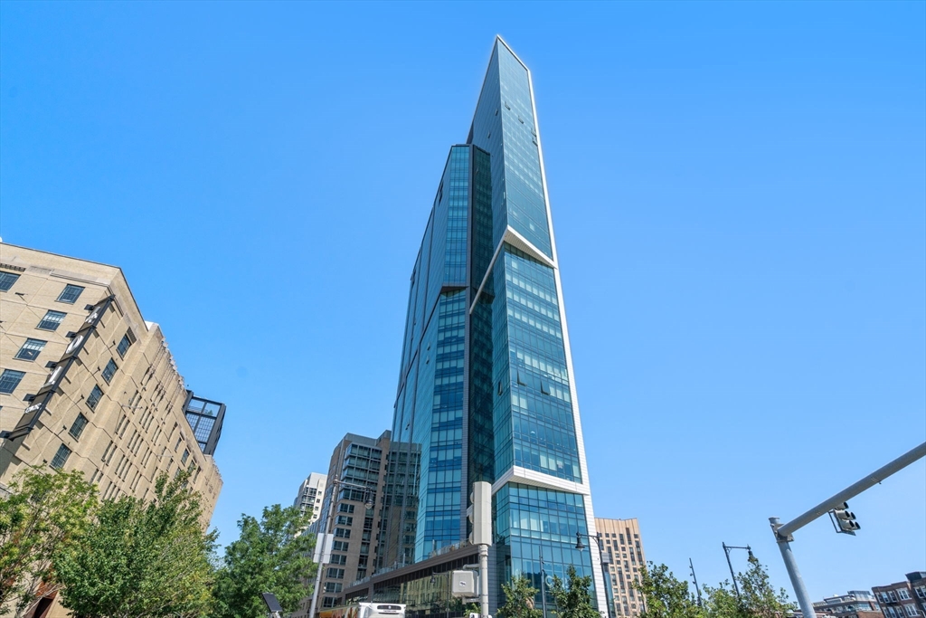 188 Brookline Ave # 19G
