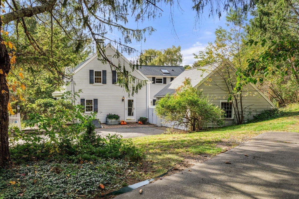231 Larch Row