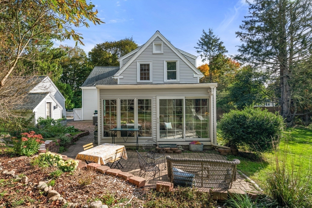 231 Larch Row