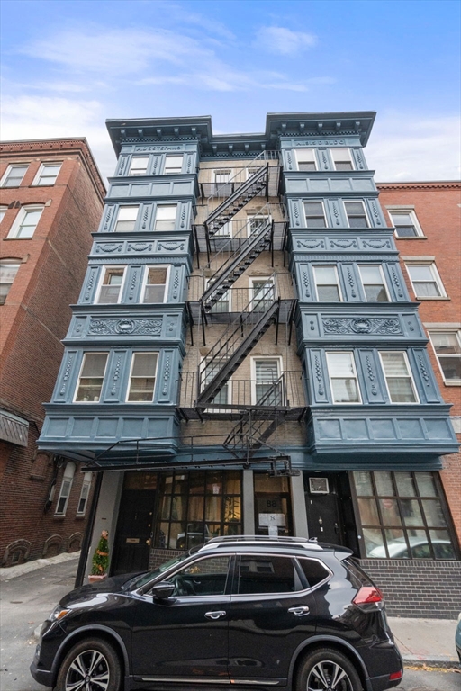 88 Prince St # 4