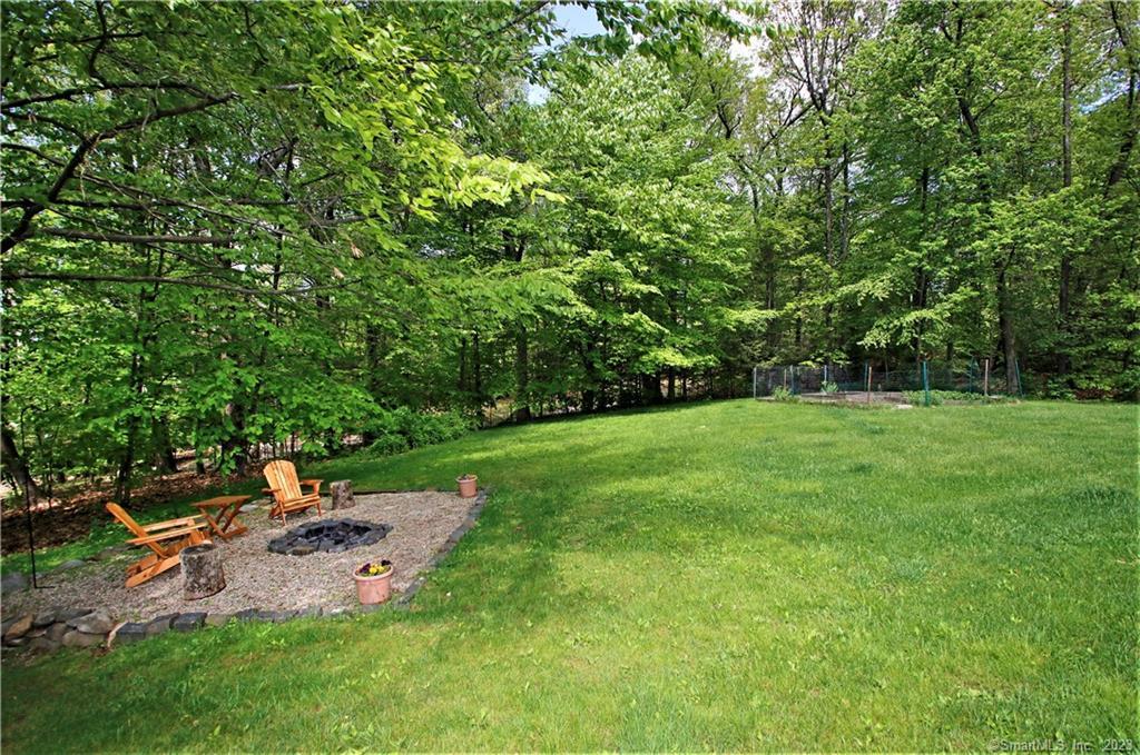 4 Lyndenwood Drive