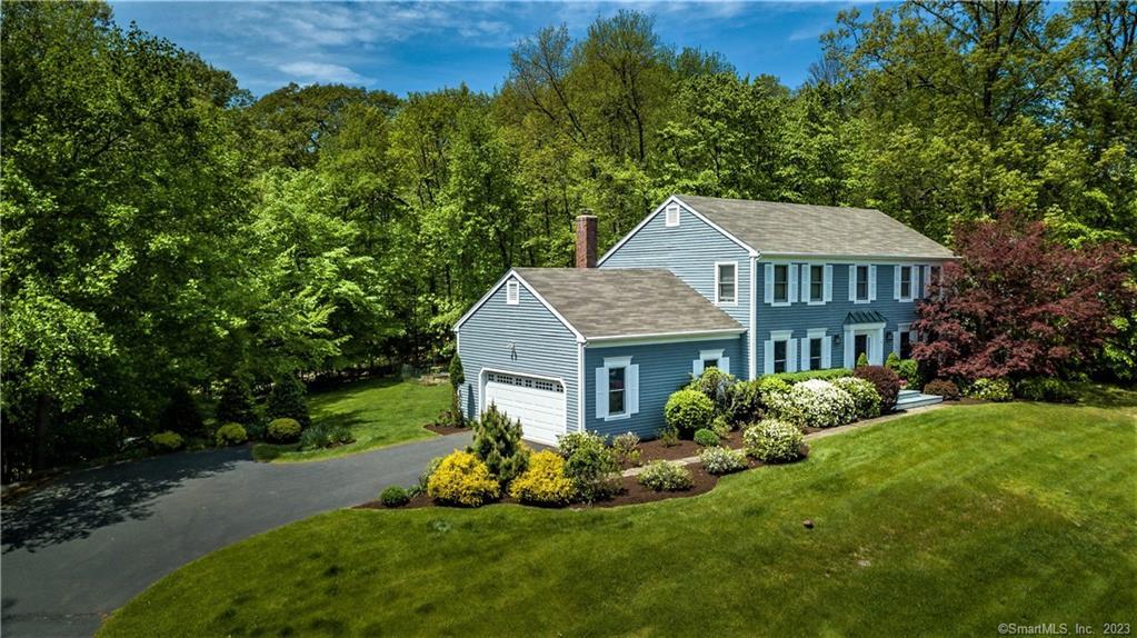4 Lyndenwood Drive
