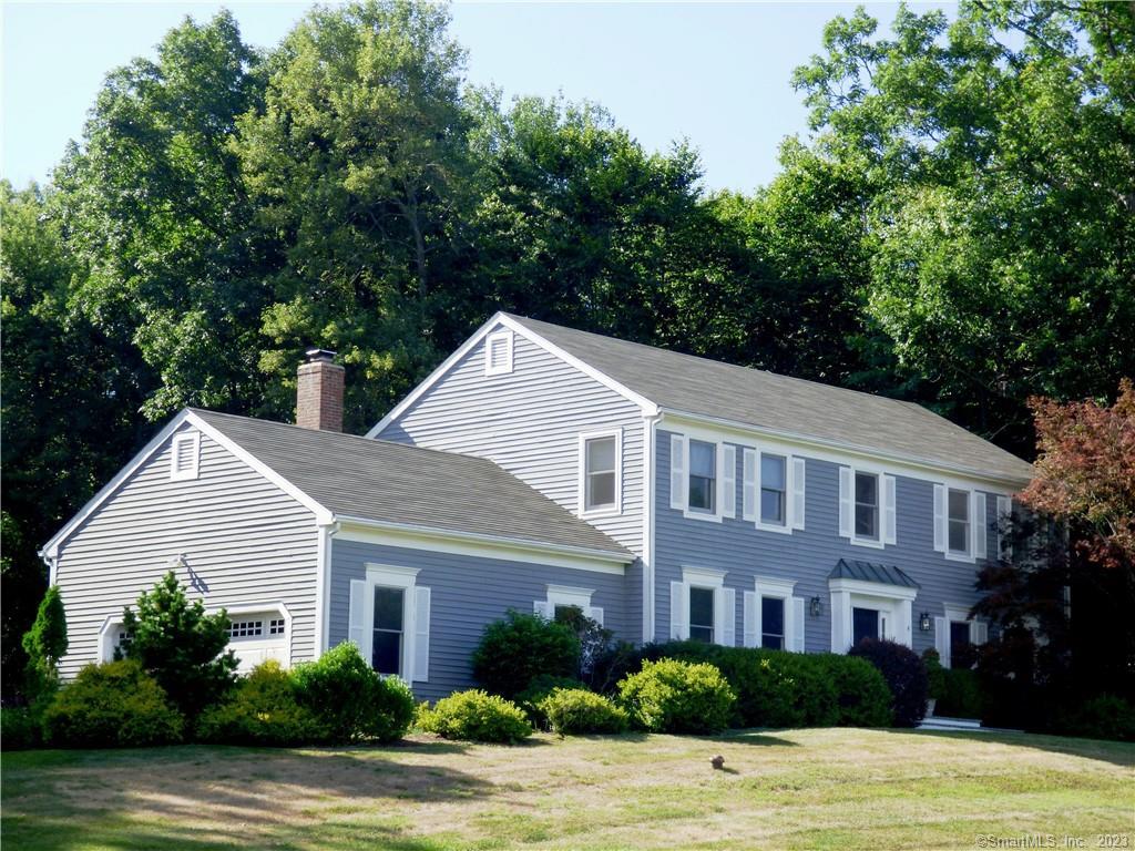 4 Lyndenwood Drive