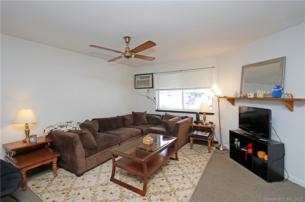 215 Willow Springs 215