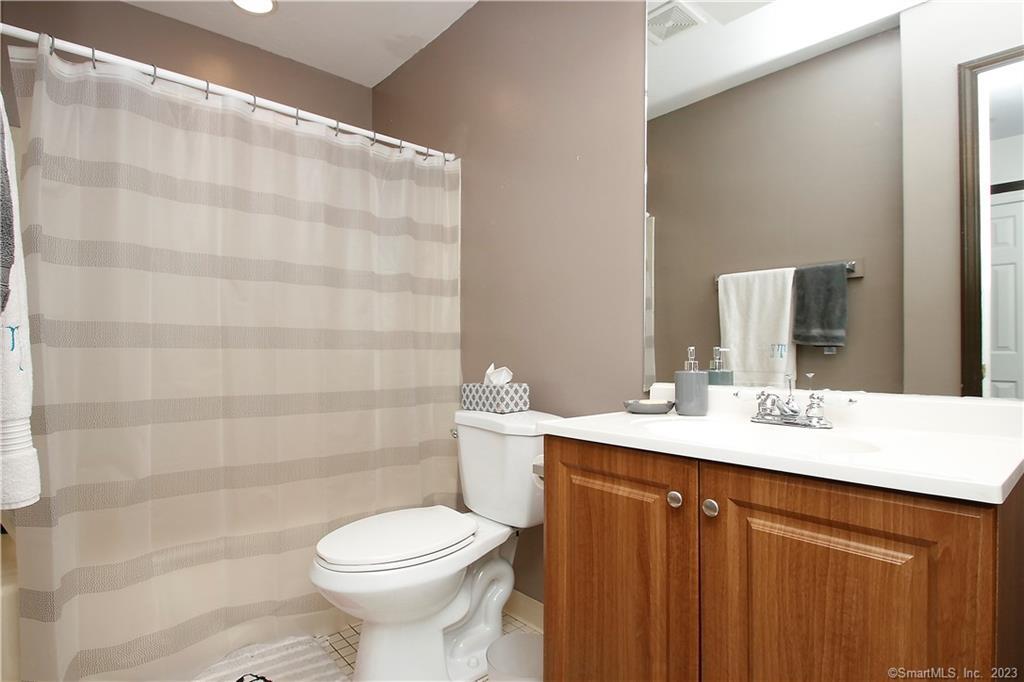 215 Willow Springs 215
