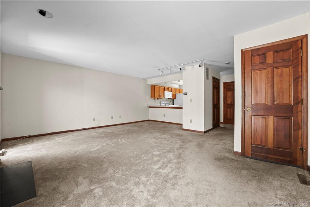 60 Padanaram Road 51
