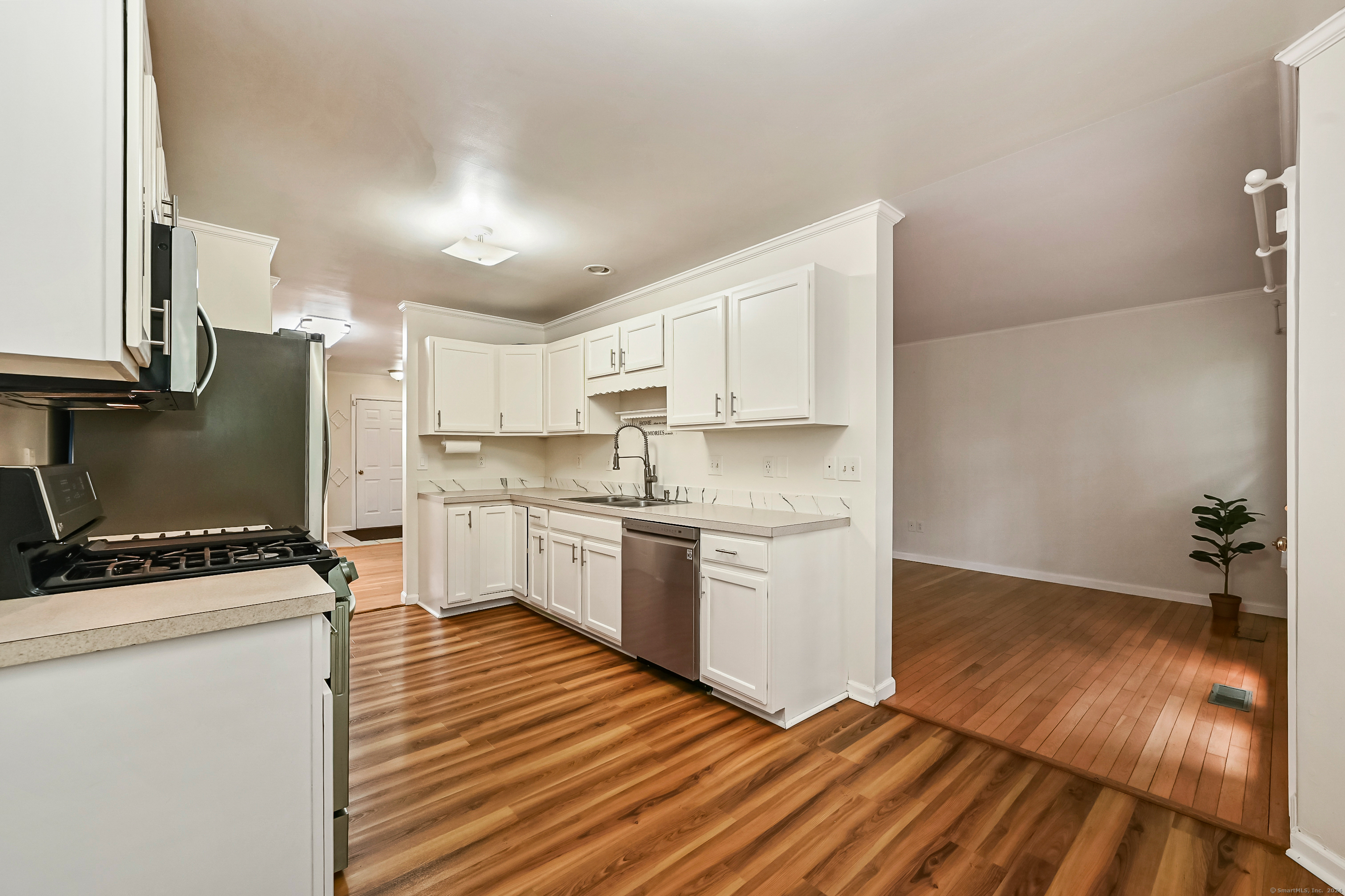 1310 Lexington Boulevard 1310