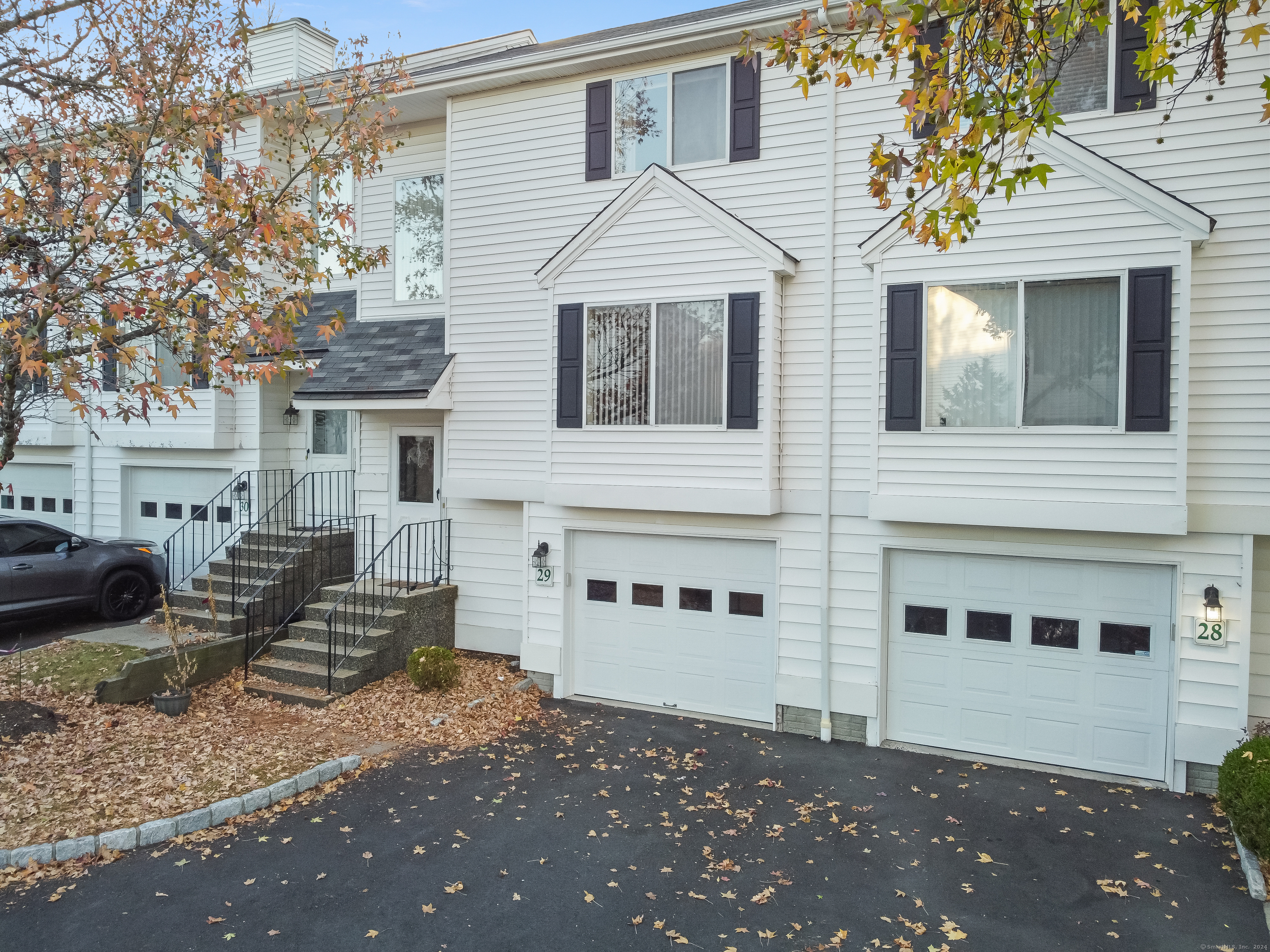 10 South Street 29