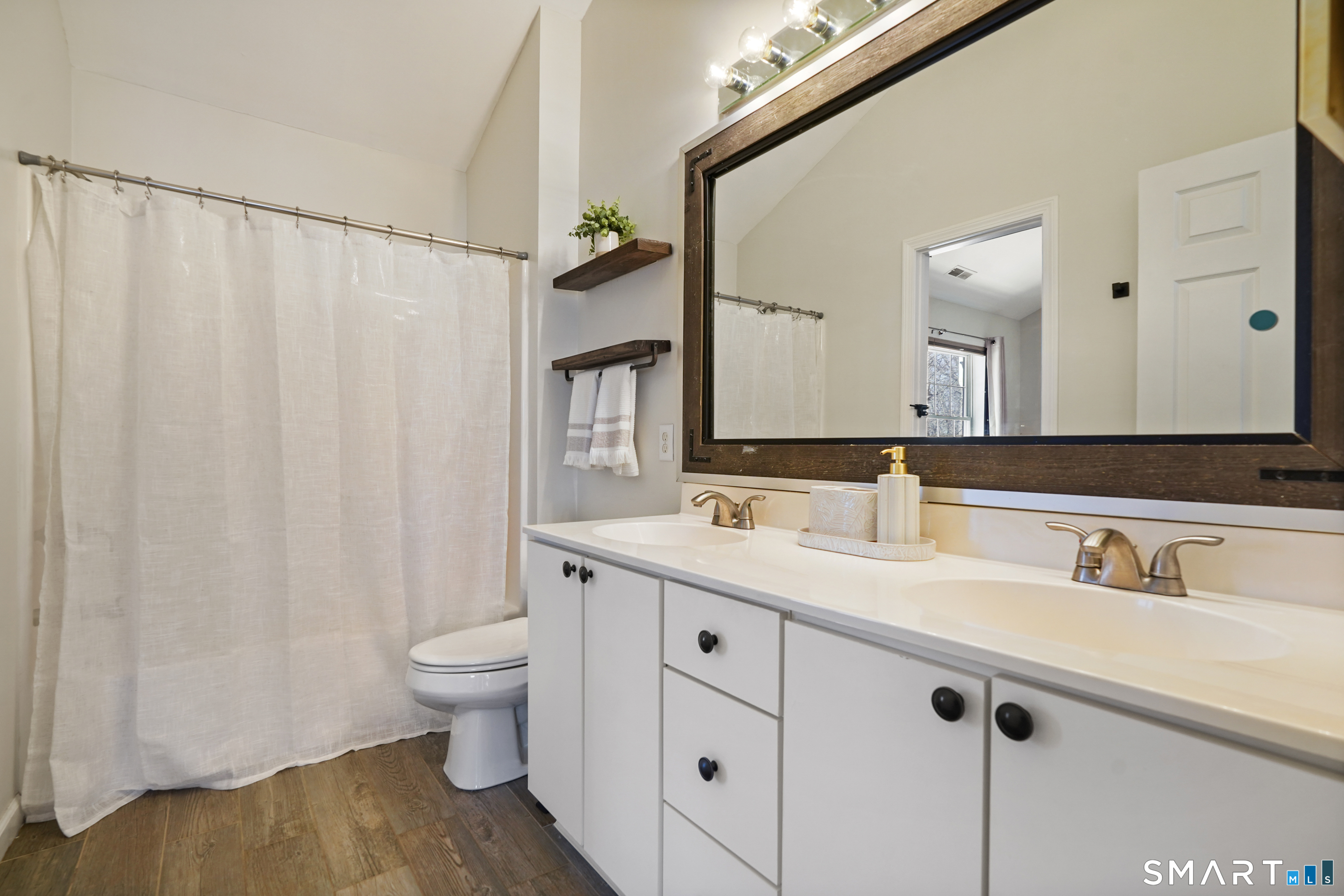 1902 Cypress Drive 1902