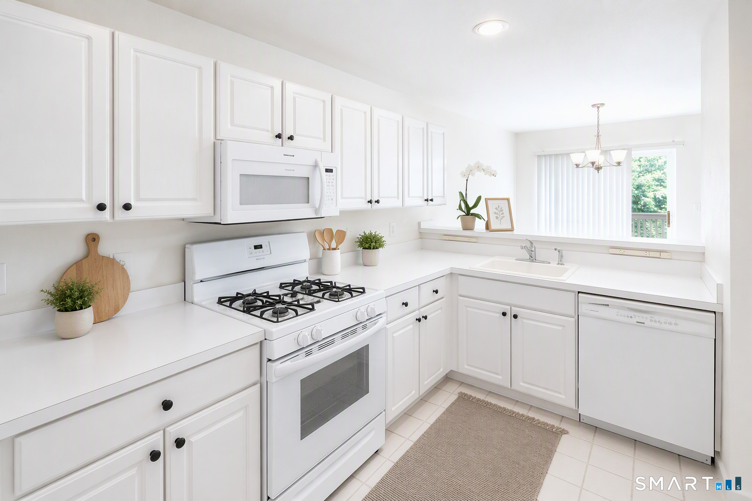 1104 Bradford Drive Unit: 1104