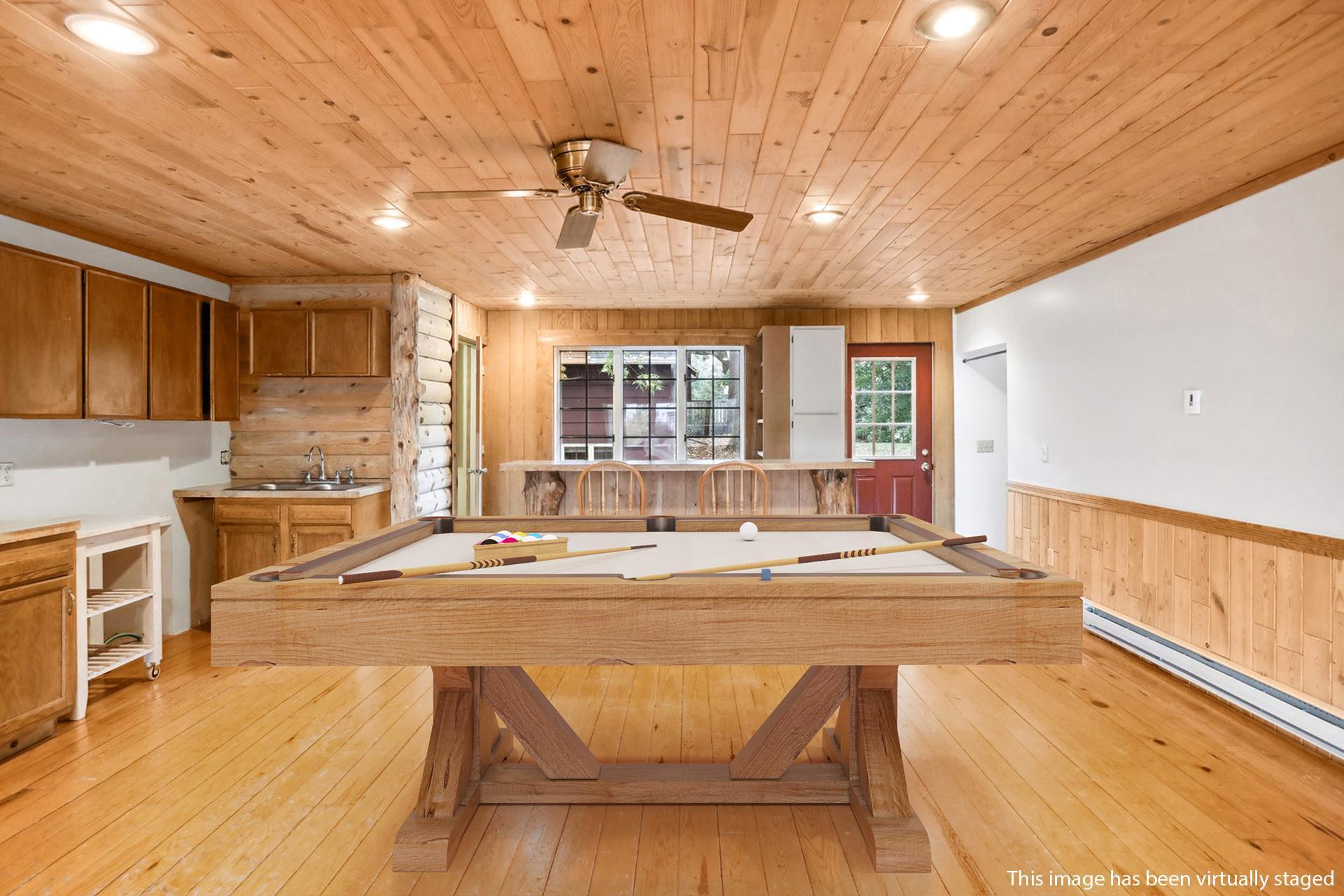 5724 Lynwood Boulevard