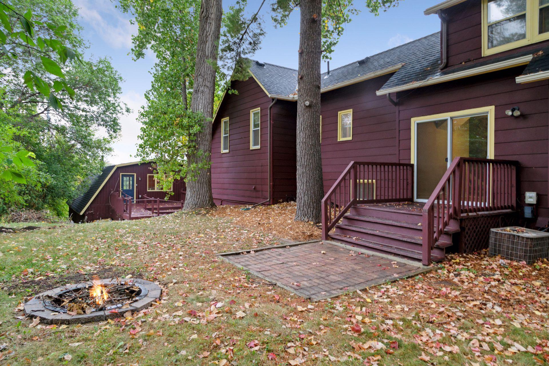 5724 Lynwood Boulevard