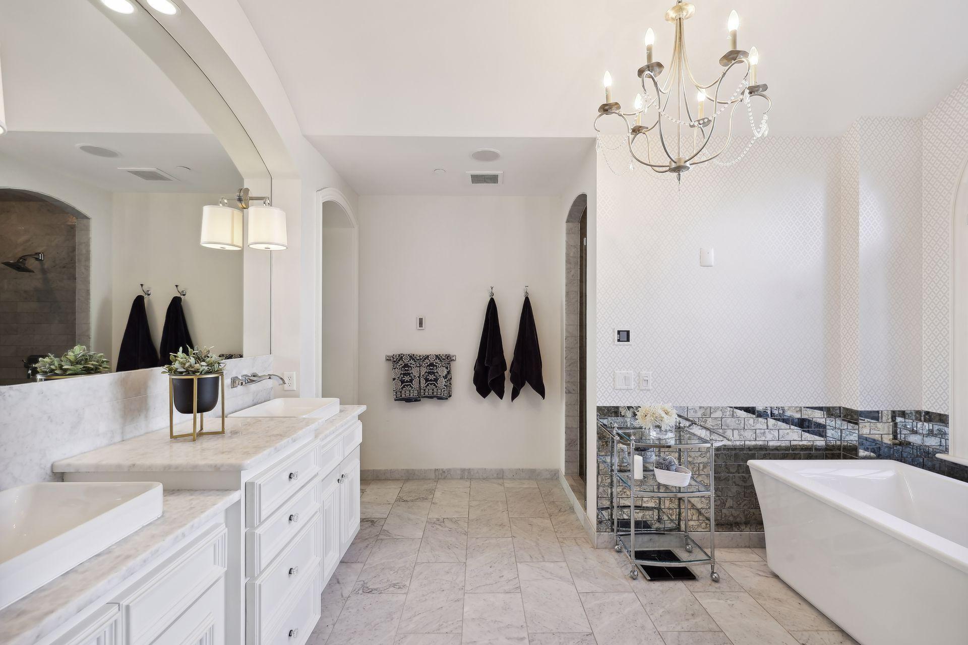 350 Calamus Circle
