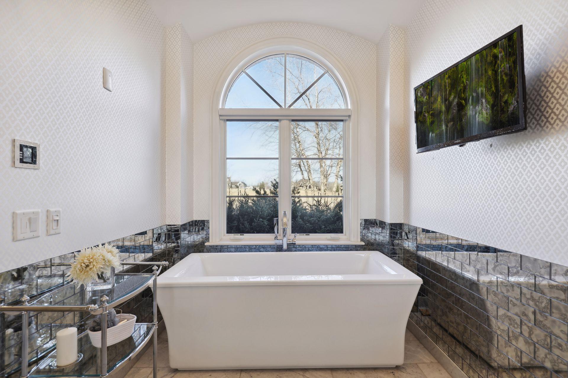 350 Calamus Circle