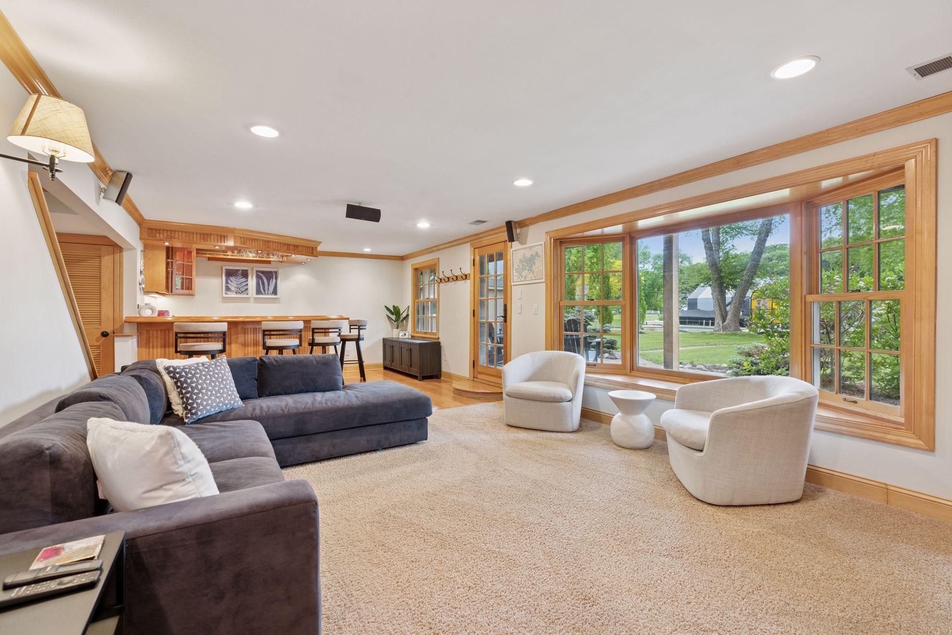 1709 Baywood Lane