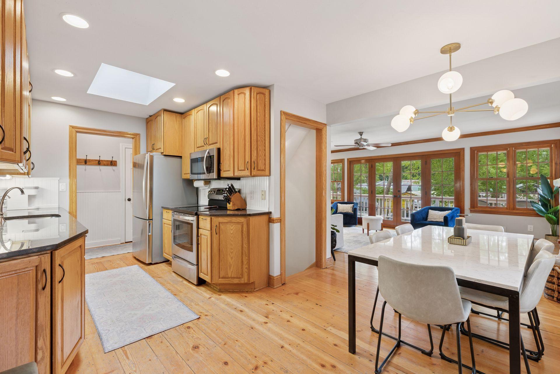 1709 Baywood Lane