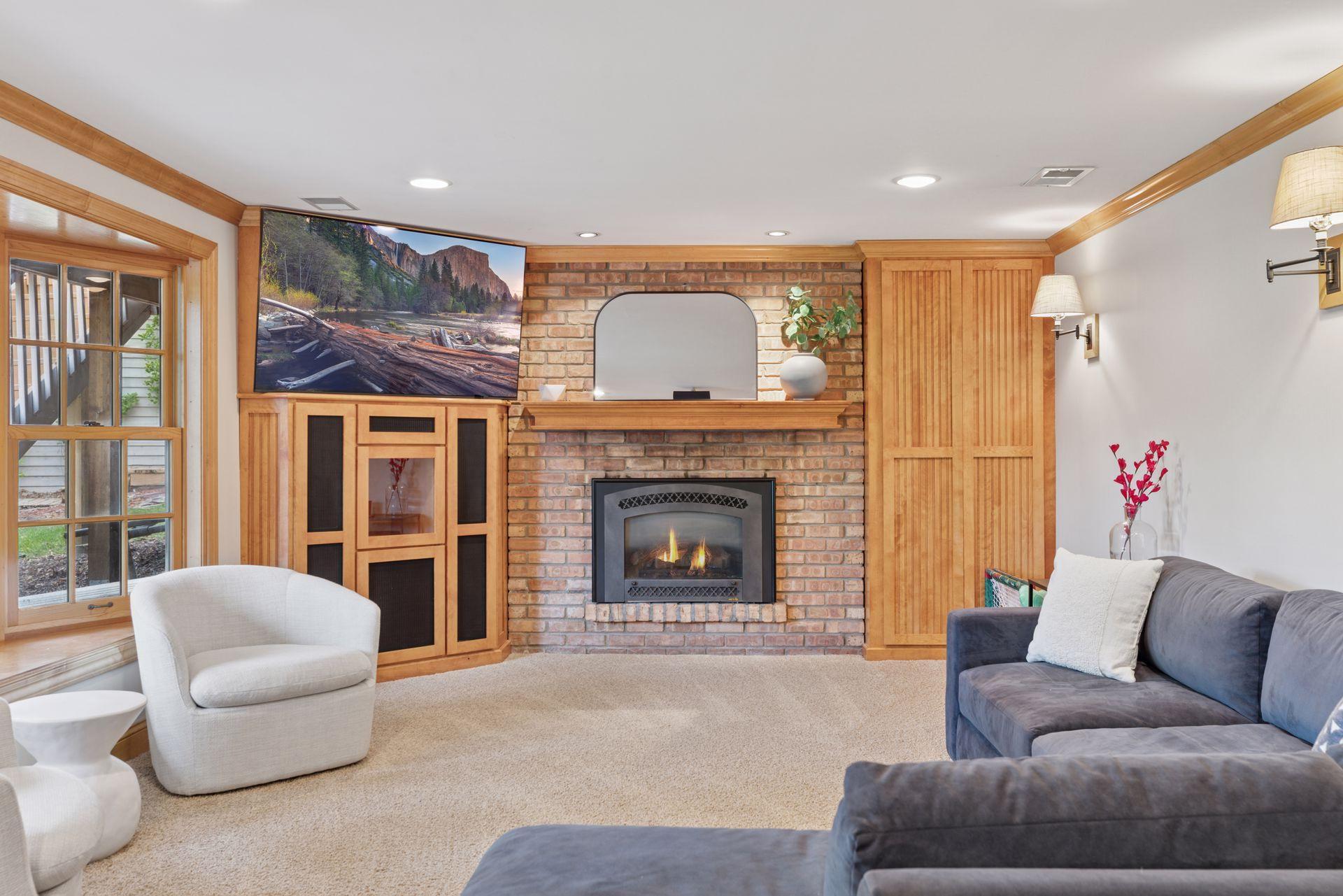 1709 Baywood Lane