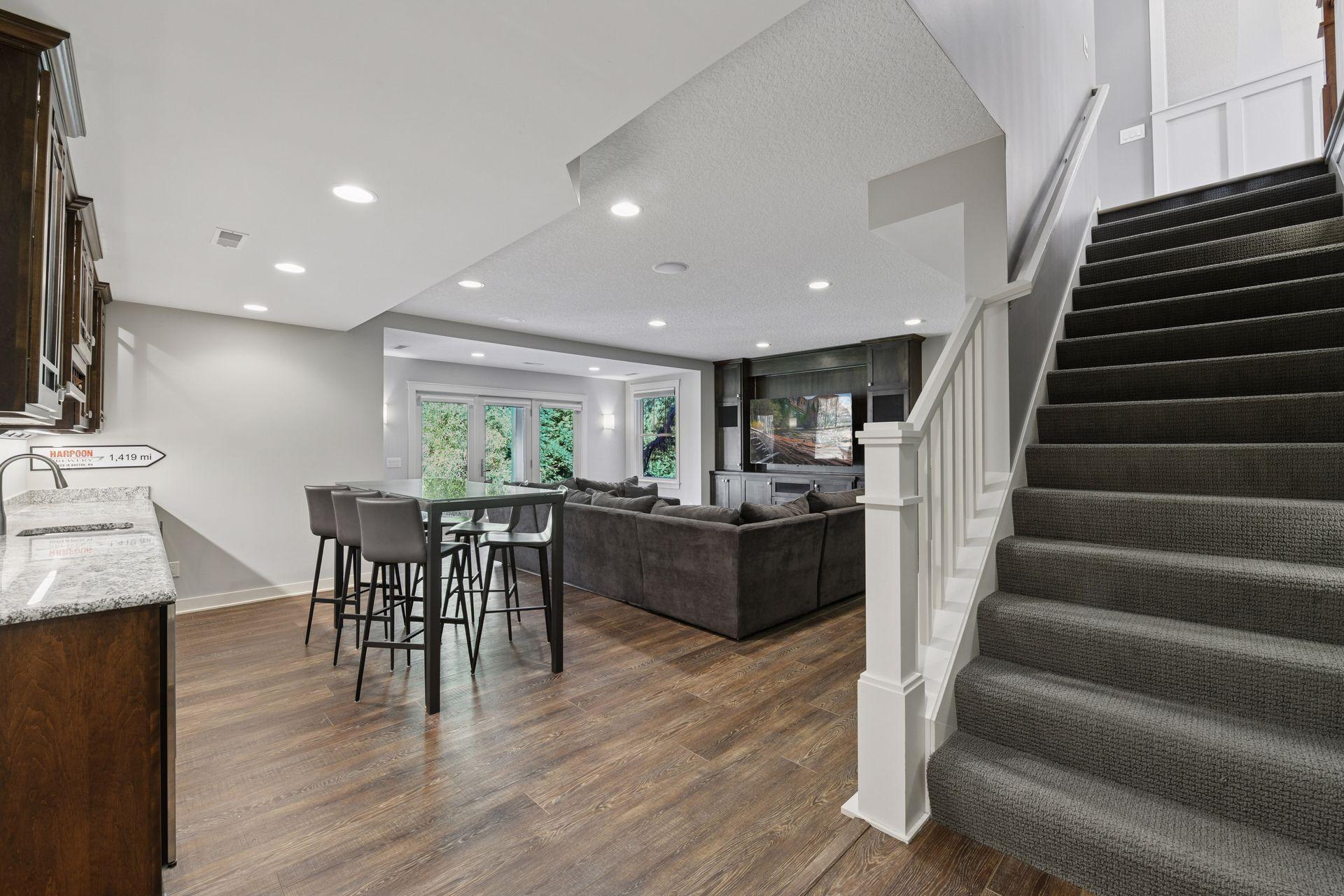 5885 Sunnybrook Lane
