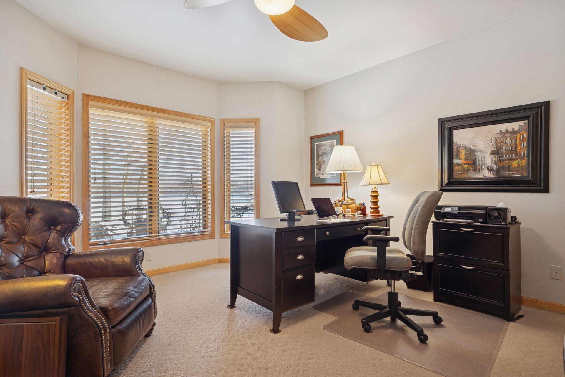 550 Waycliffe Drive N