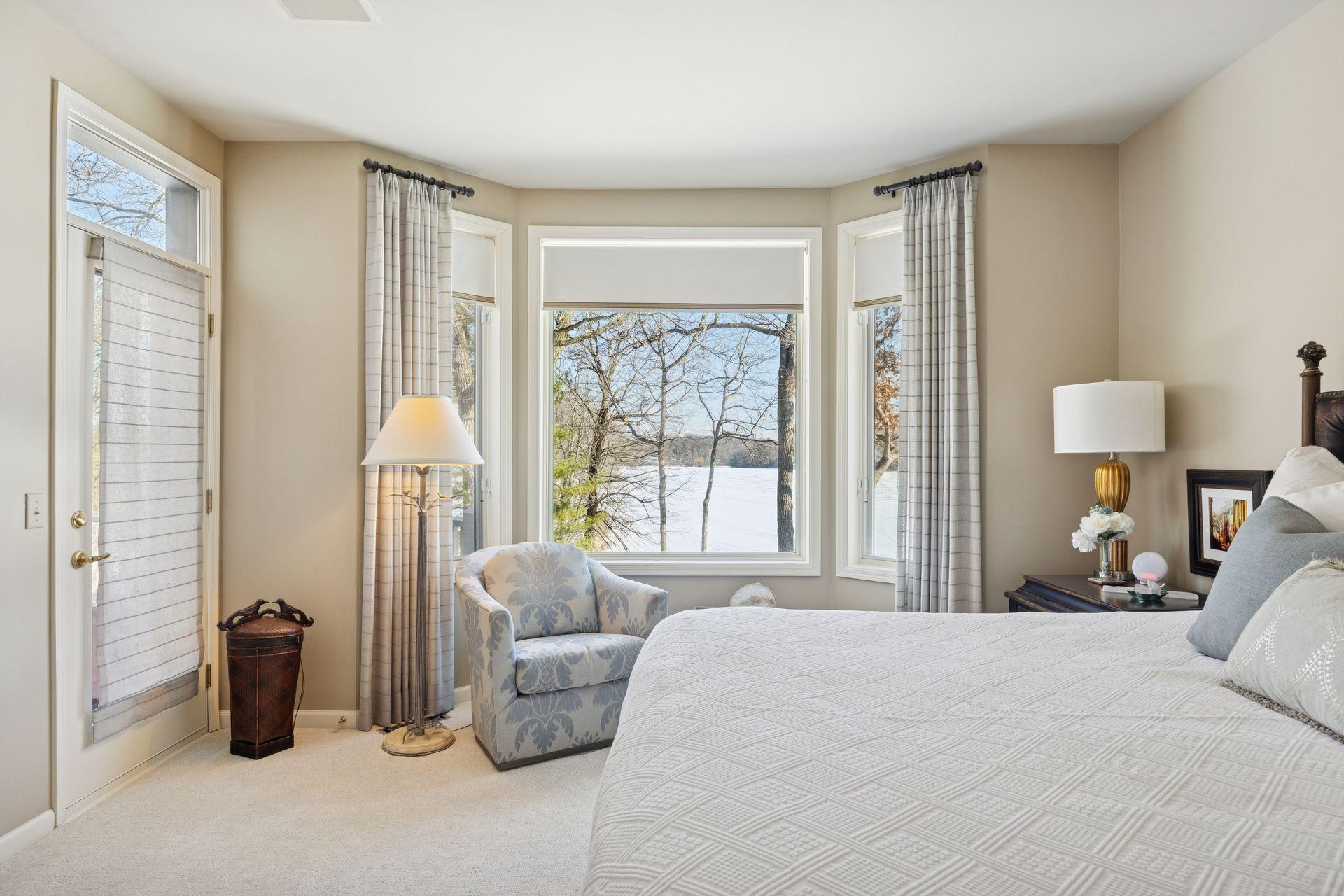 550 Waycliffe Drive N