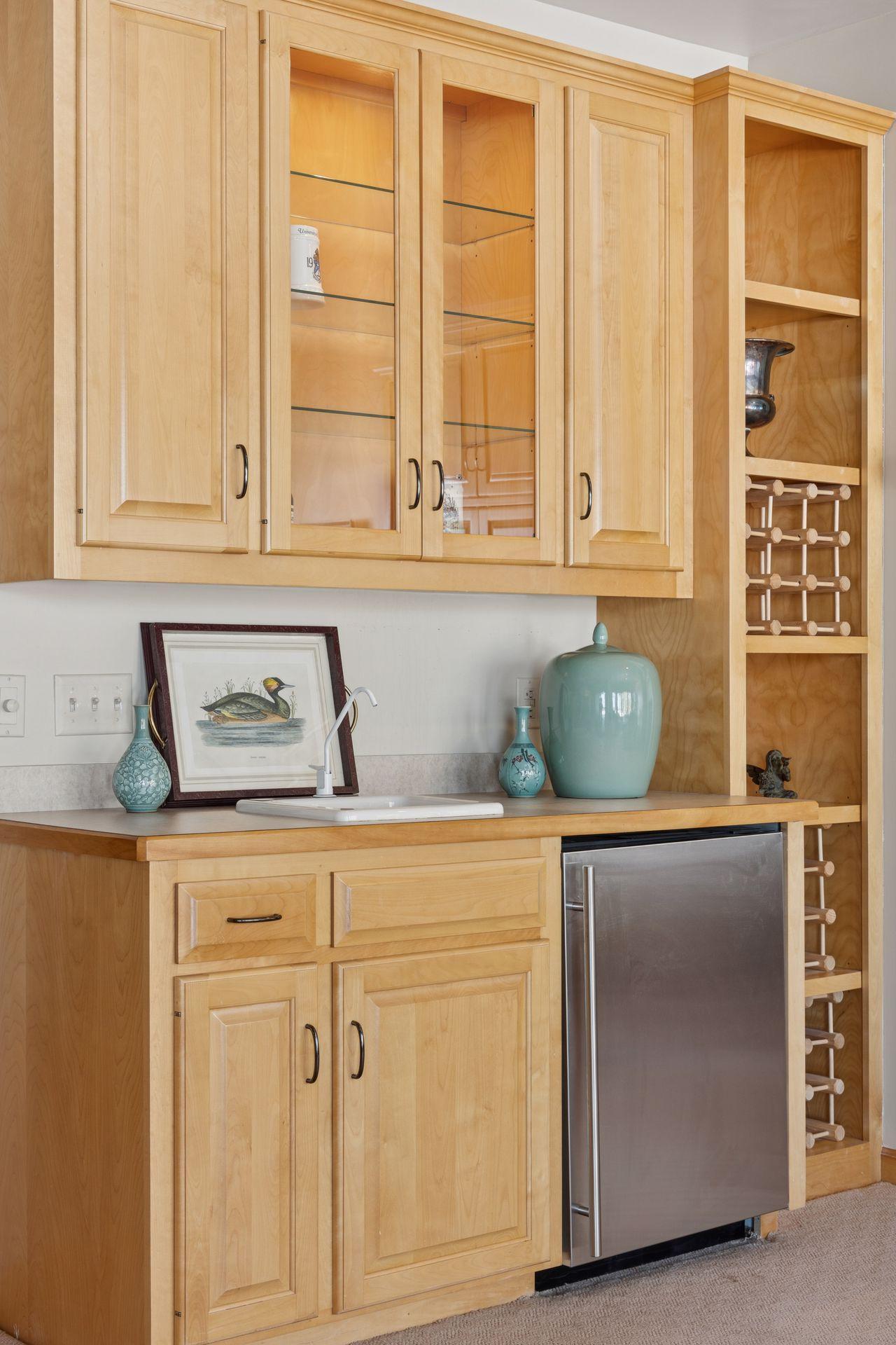 550 Waycliffe Drive N