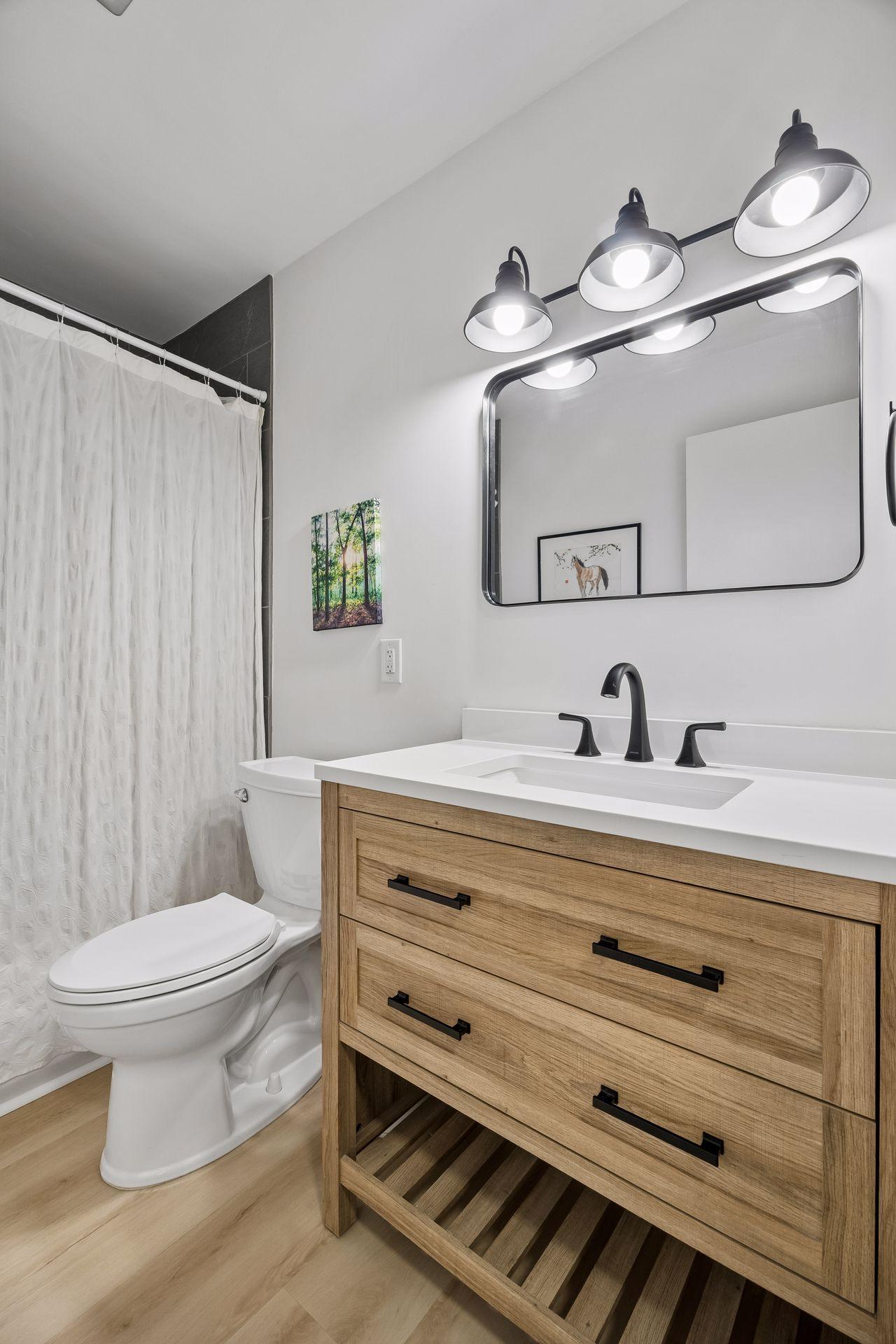 215 Barry Avenue S Unit: 218