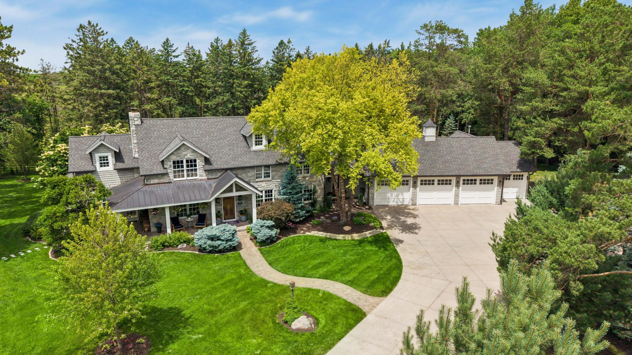 355 Stubbs Bay Road N