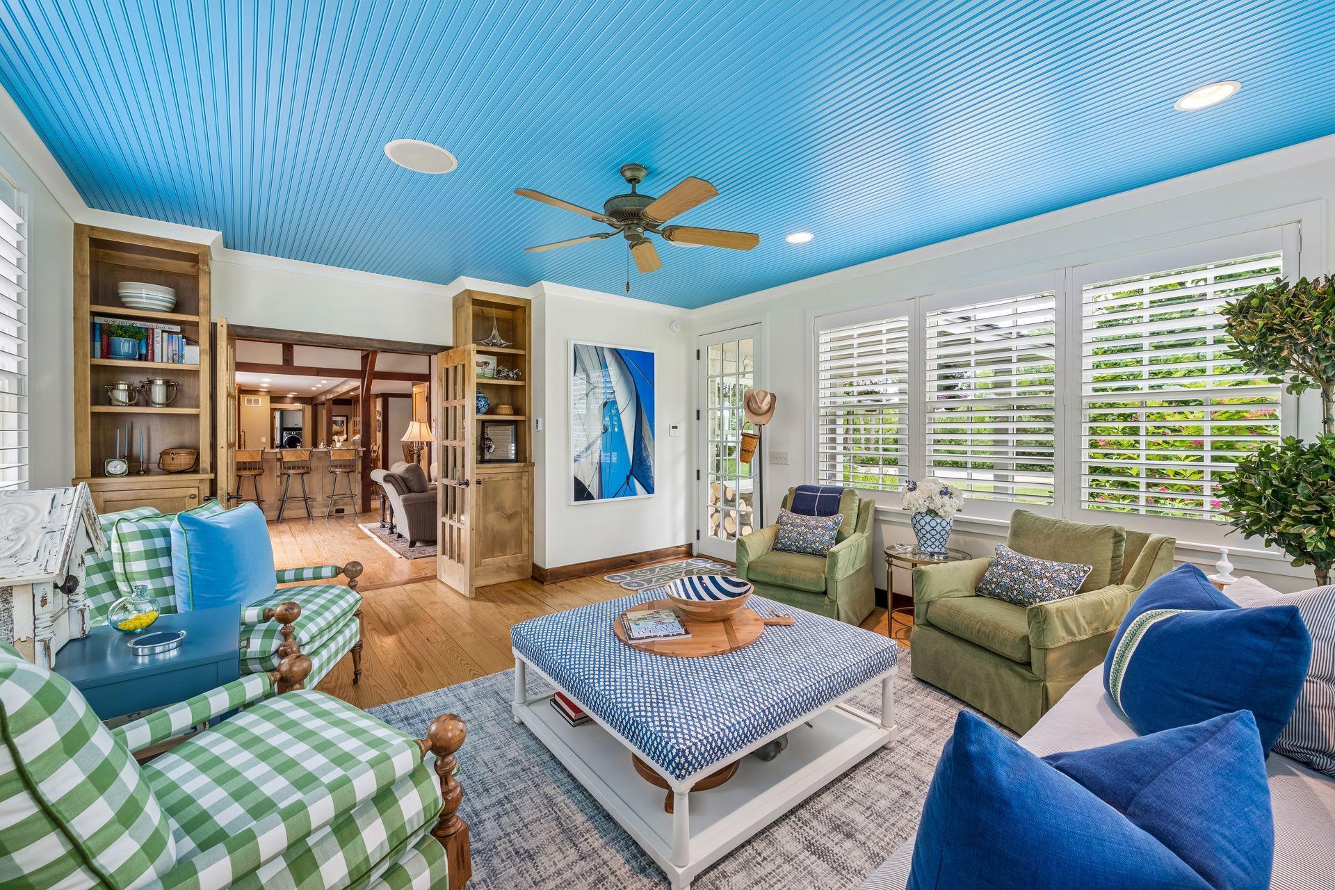 355 Stubbs Bay Road N