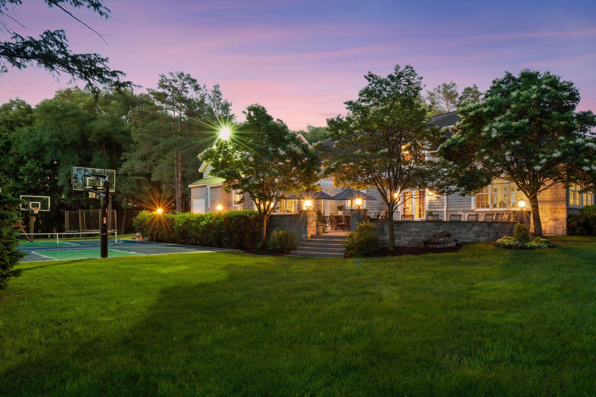 355 Stubbs Bay Road N