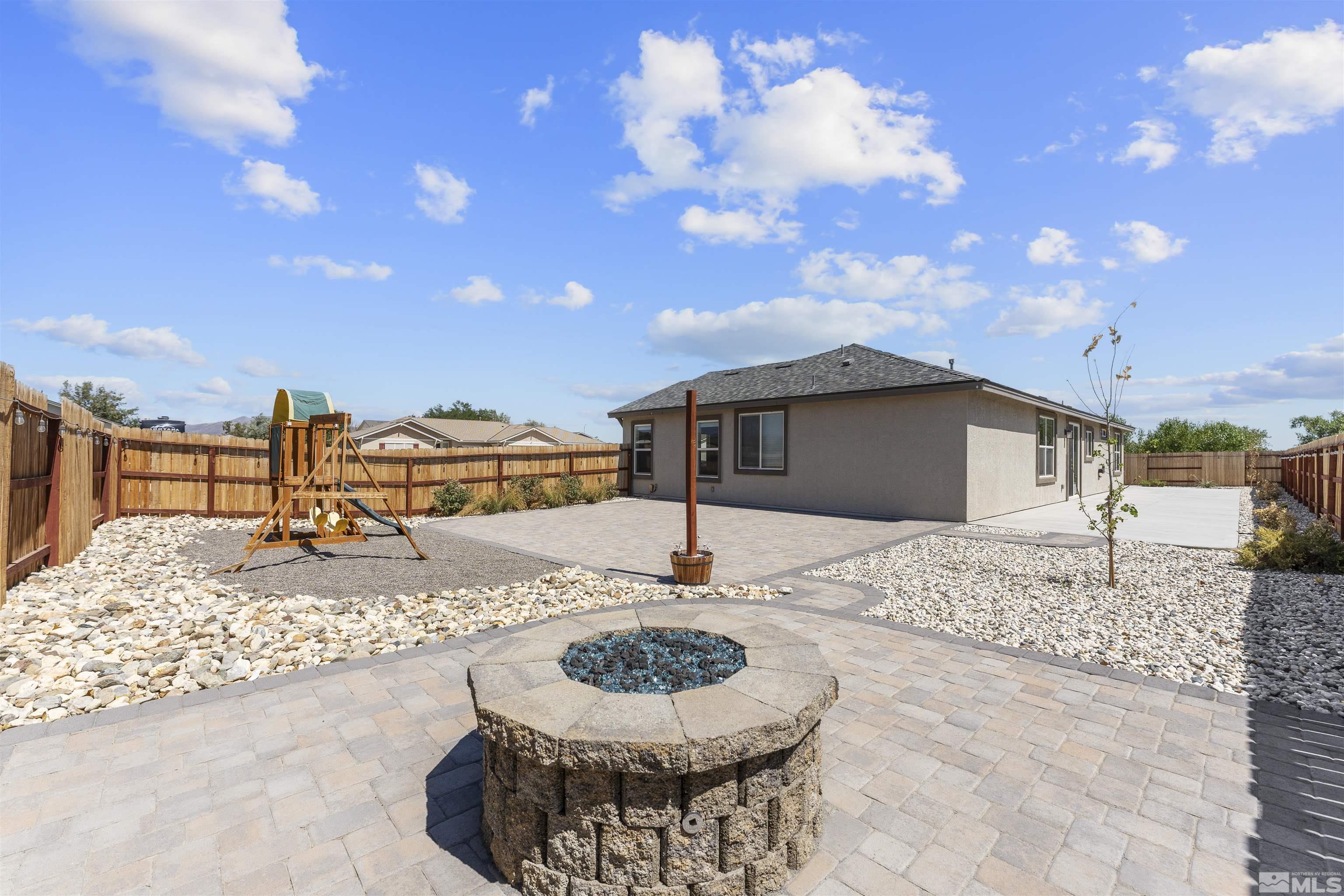 2545 Emerson Circle