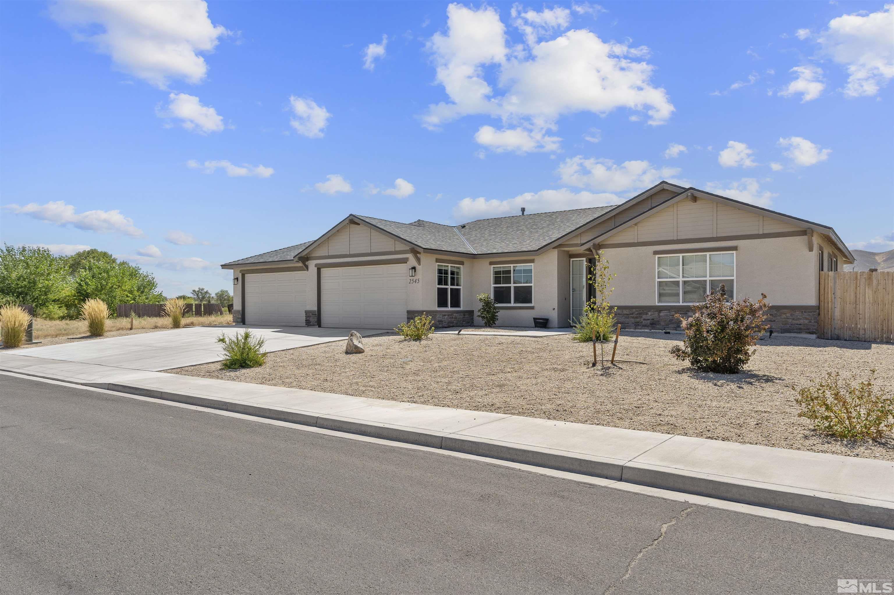 2545 Emerson Circle