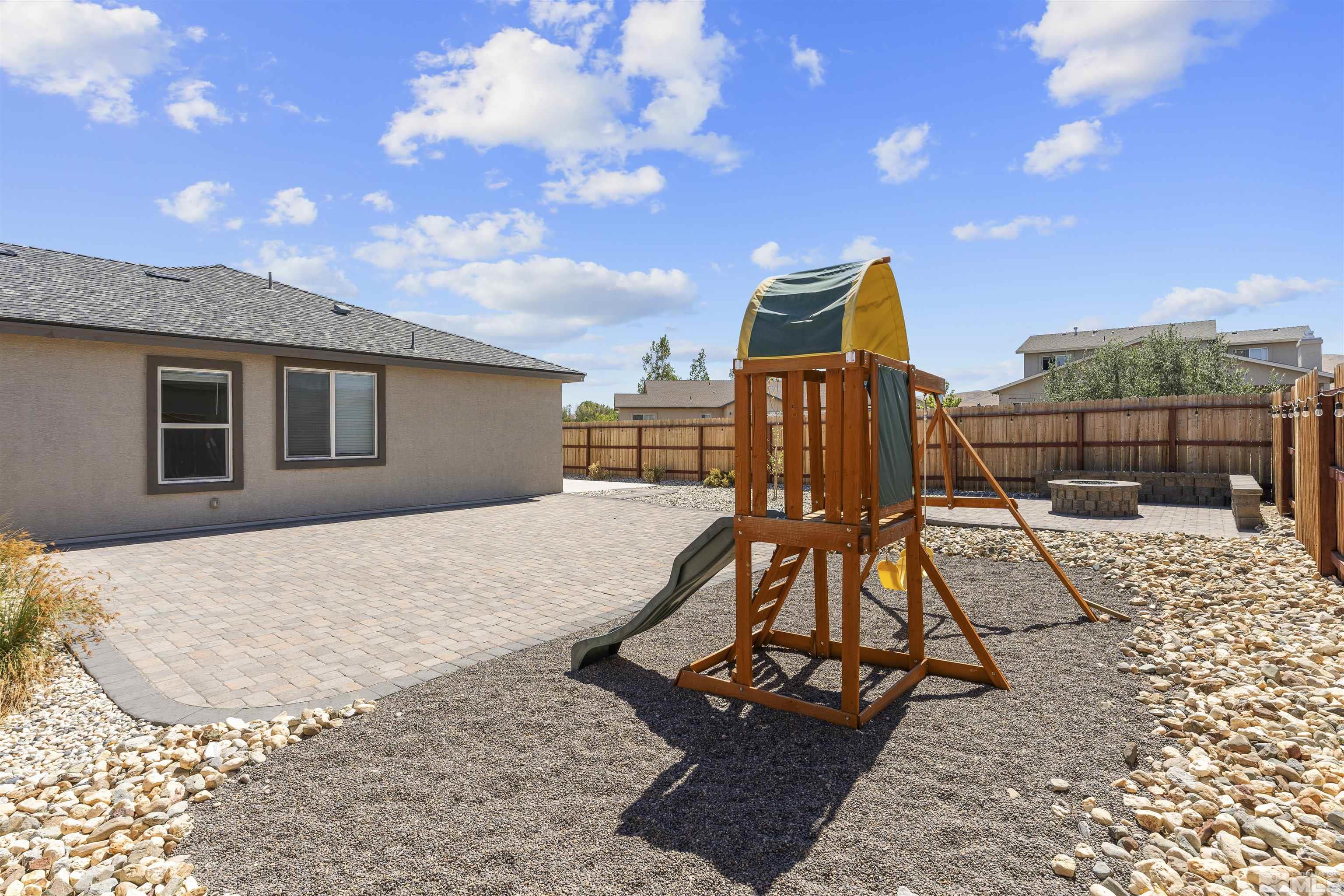 2545 Emerson Circle