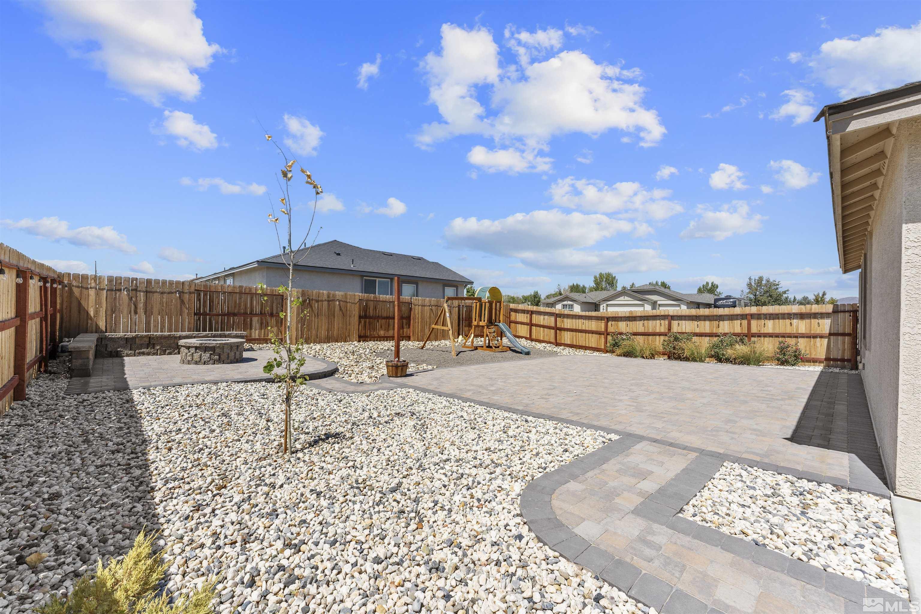 2545 Emerson Circle