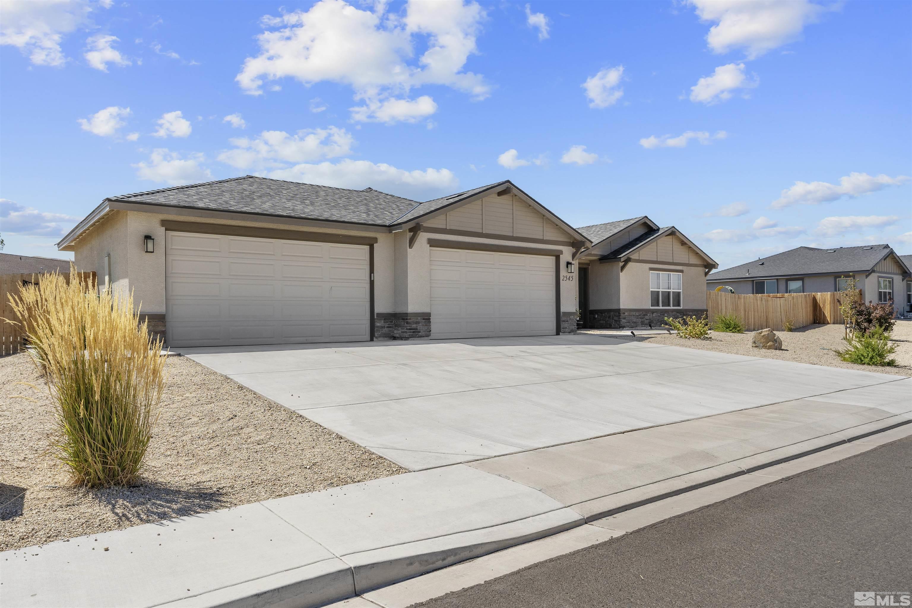 2545 Emerson Circle