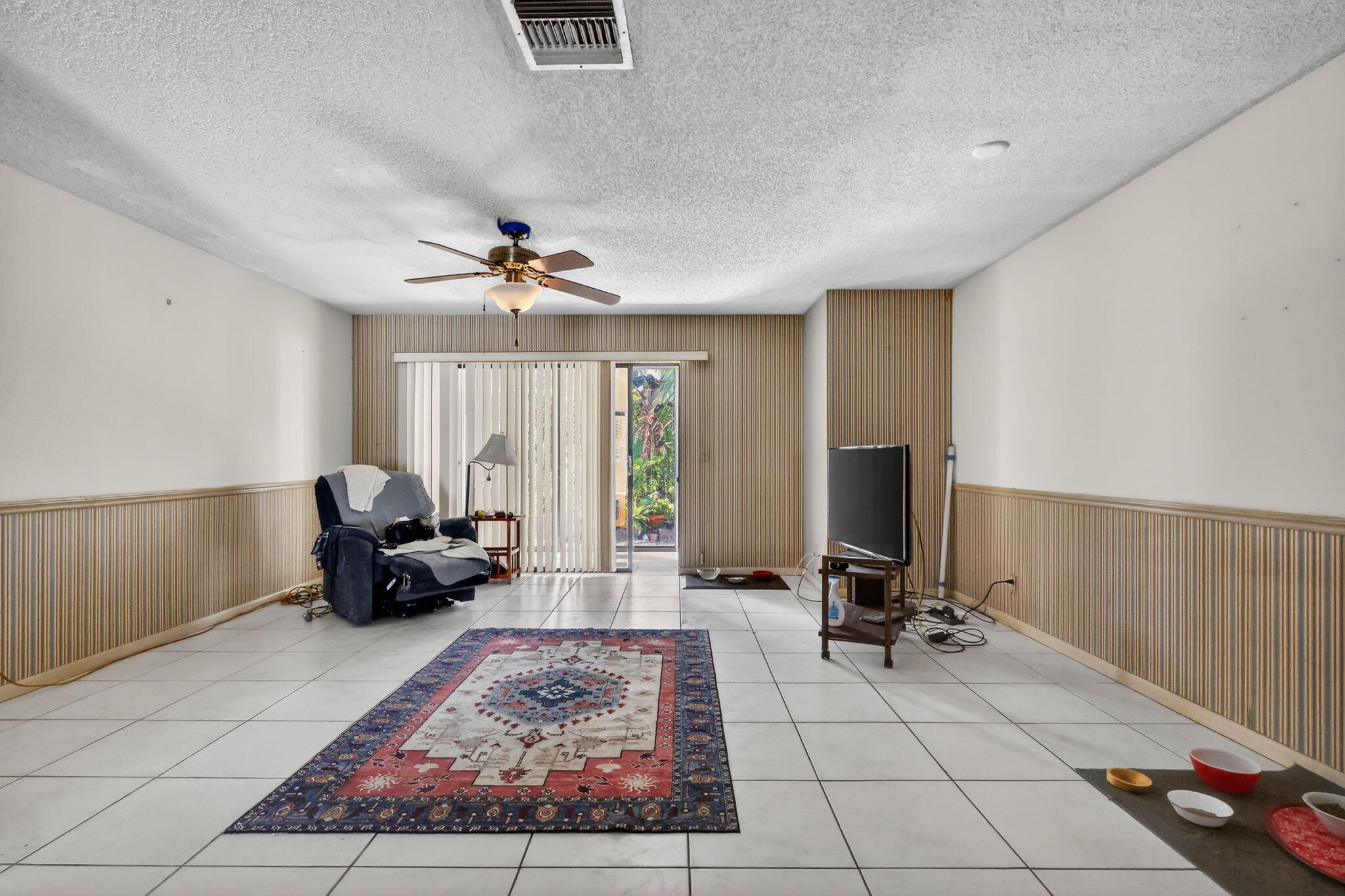 2641 W Gately Dr W W 906