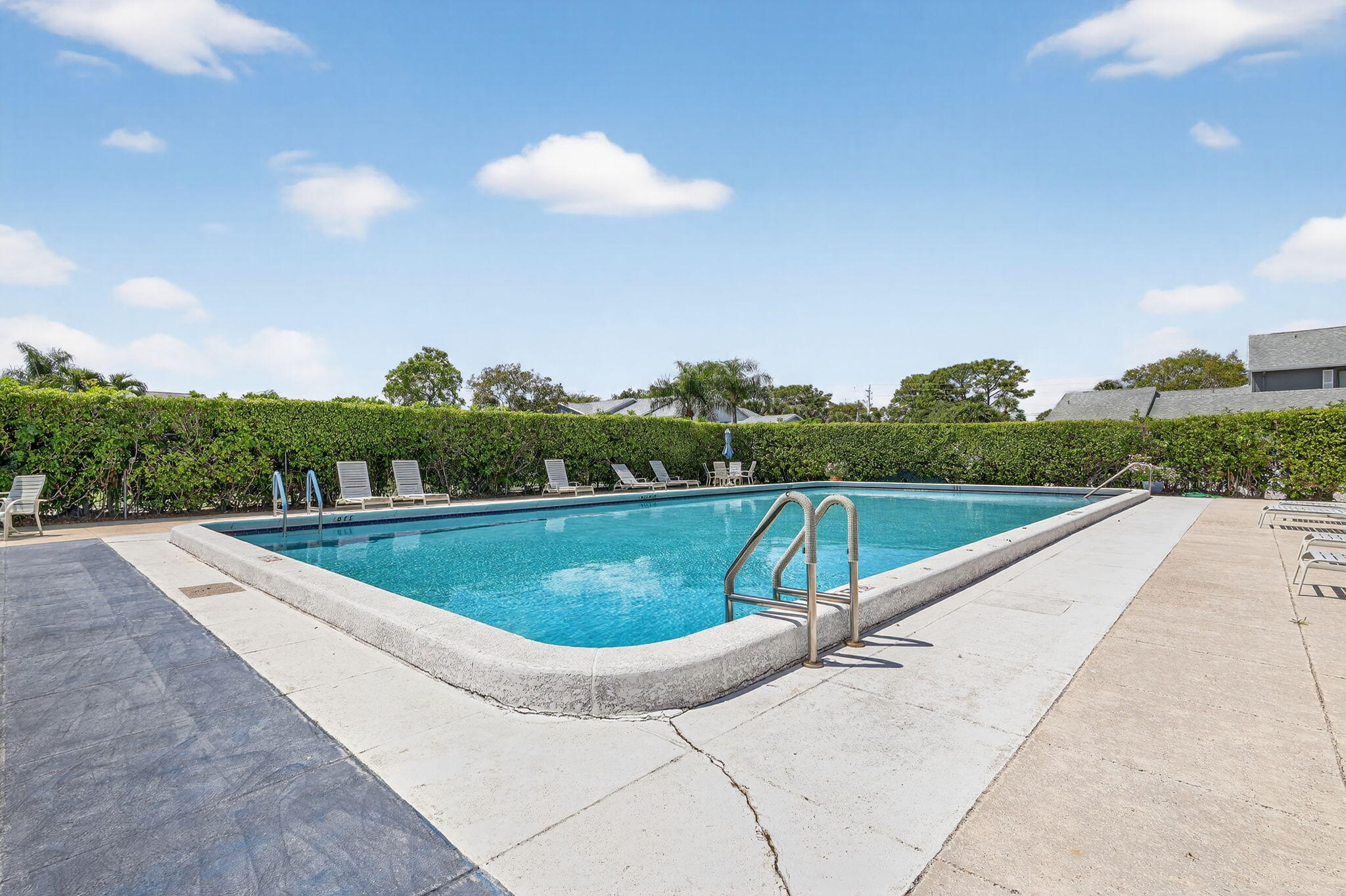 2641 W Gately Dr W W 906